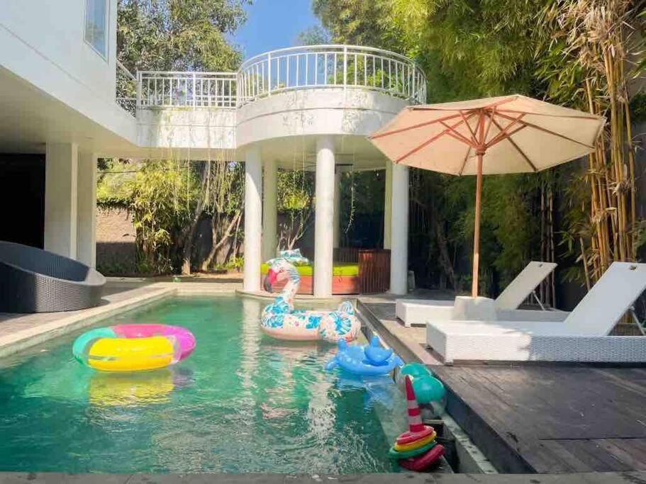 Villa Tepi Pantai